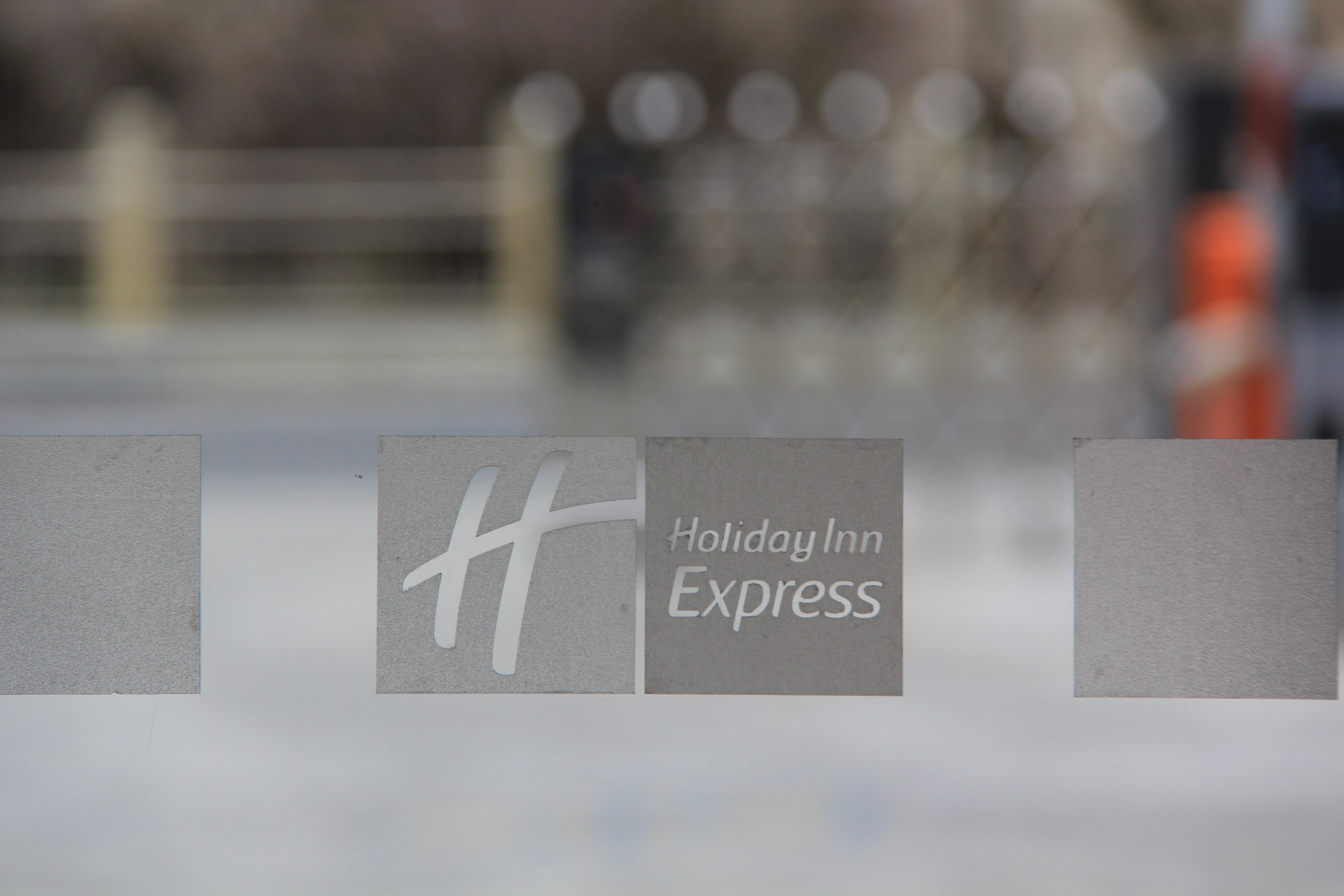 Holiday Inn Express Daocheng Yading Exterior foto