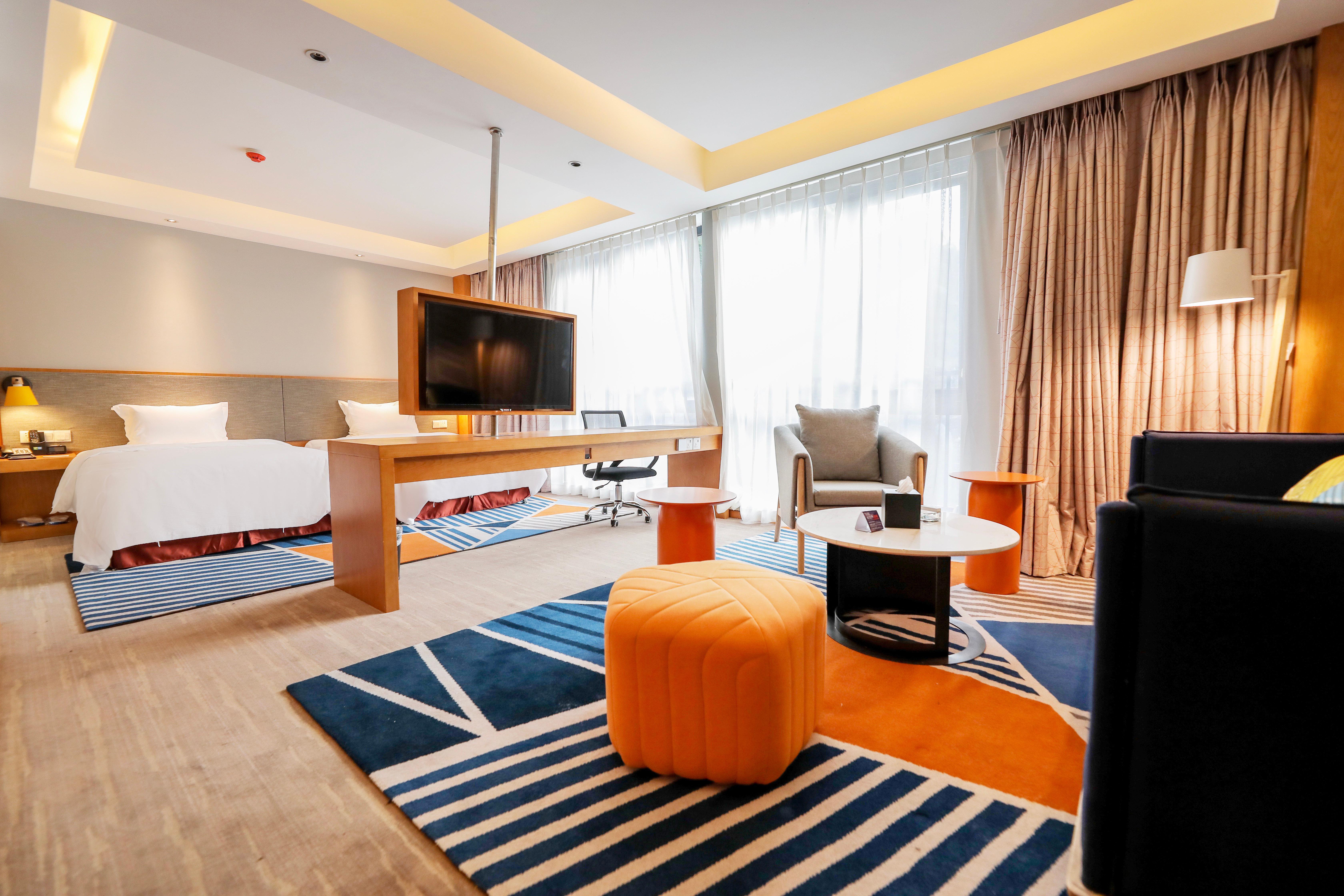 Holiday Inn Express Daocheng Yading Exterior foto